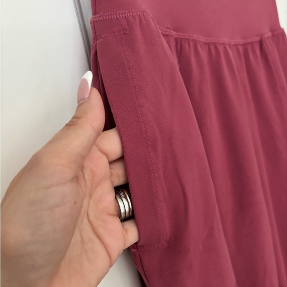 Athleta Berry Pink Salutation Jogger Pants - Picture 6 of 10